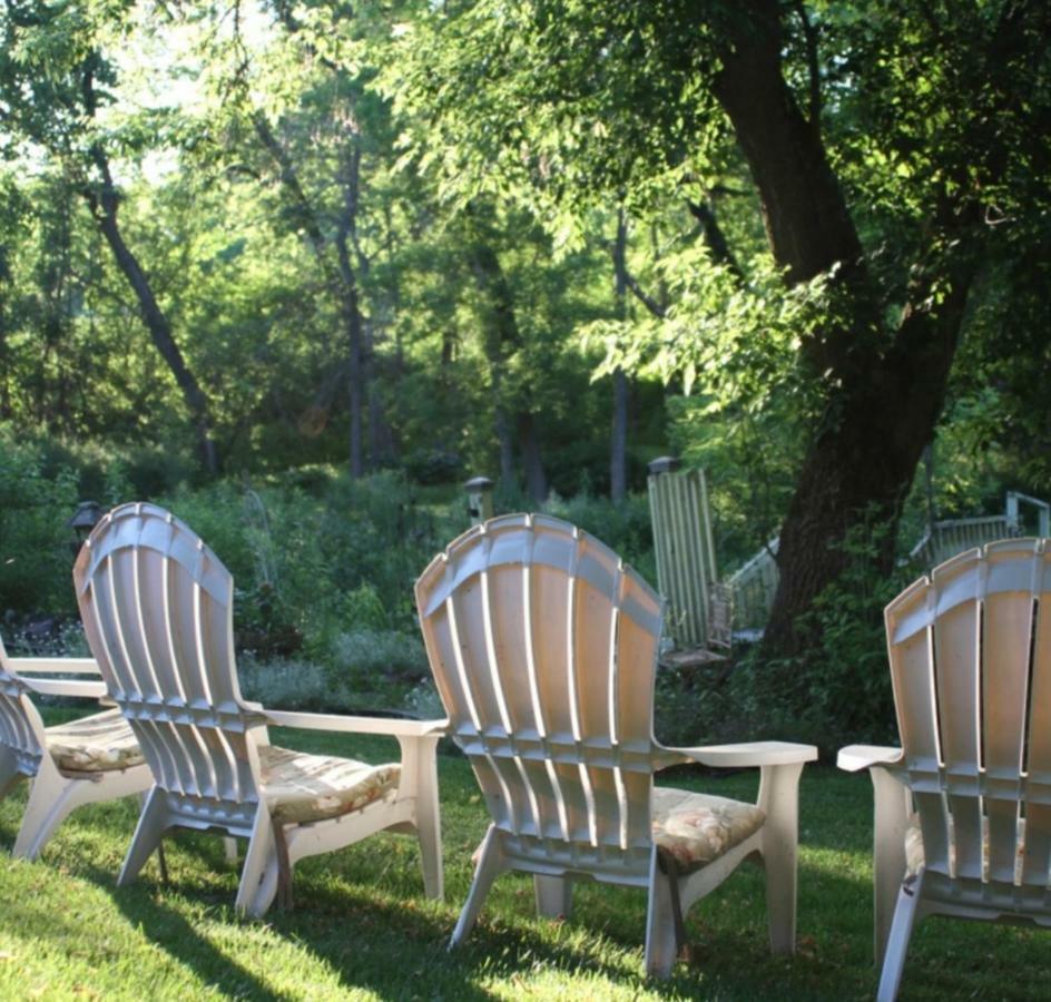 Hayden Creek Inn Springfield Center エクステリア 写真
