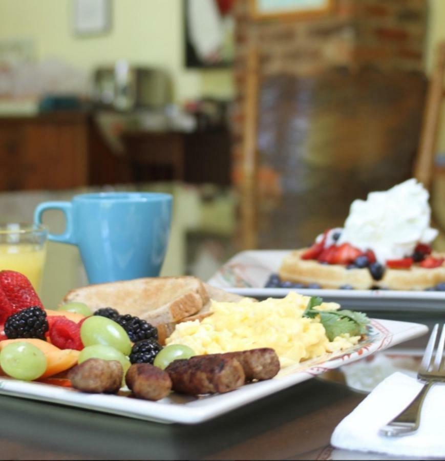 Hayden Creek Inn Springfield Center エクステリア 写真