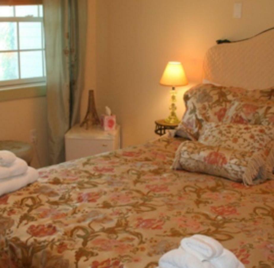 Hayden Creek Inn Springfield Center エクステリア 写真