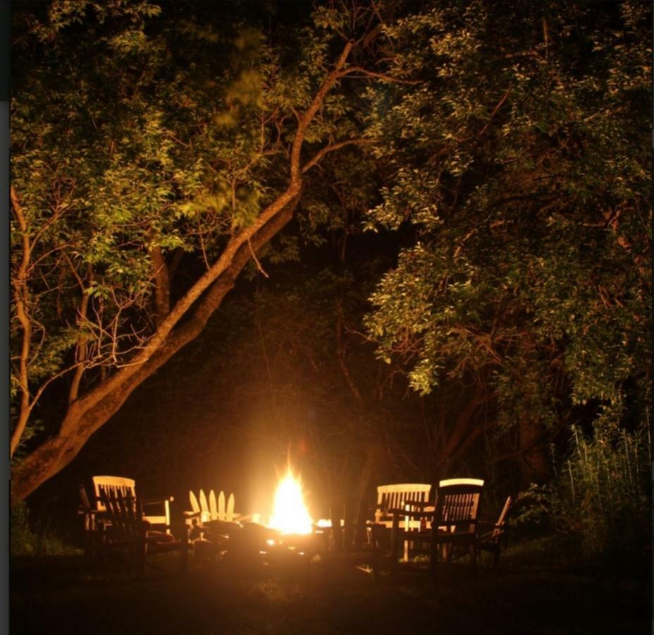 Hayden Creek Inn Springfield Center エクステリア 写真